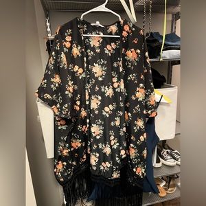 Floral shawl with fringe